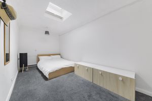 Photo 16- click for photo gallery